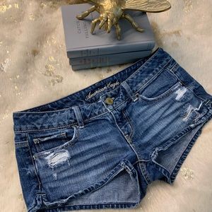American eagle hi-rise festival shorts size 0 ❤️